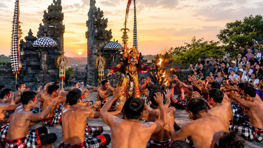 Guía de la Danza Kecak en Pura Dalem Taman Kaja
